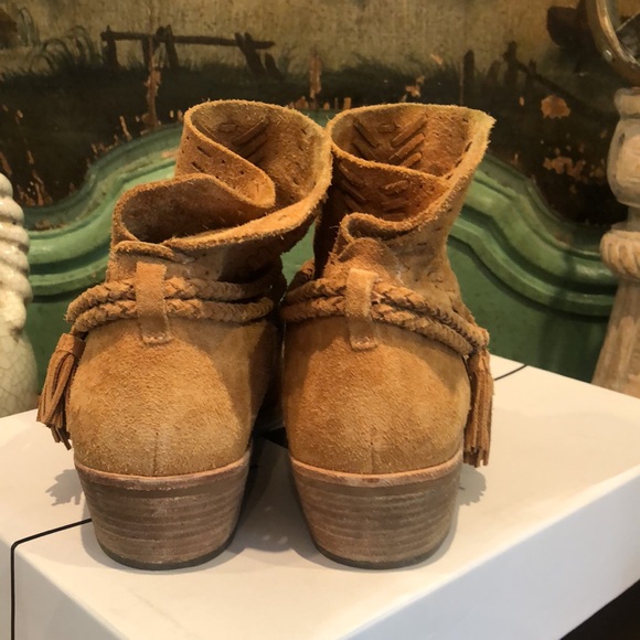 Dolce Vita Kade Boots - Picture 3 of 6